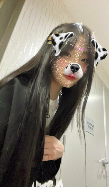 アジア人トゥインクOnlyFans ホットセクシー 写真