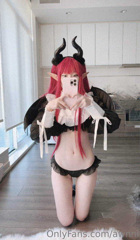 awnni 最高の女優 写真