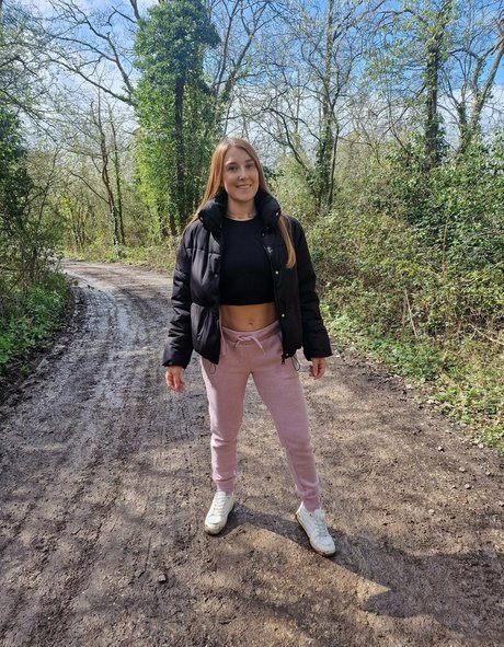 Nextdoornudists 裸モデル 画像