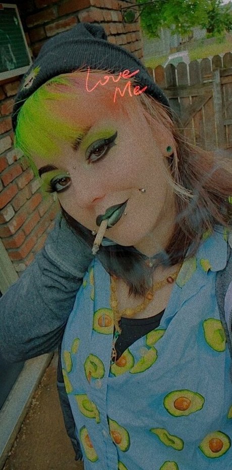 monsterbun42 ポルノスター ヌード 写真