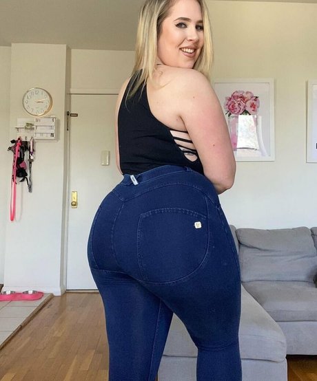 コスプレチューブ OnlyFans ポルノ 写真