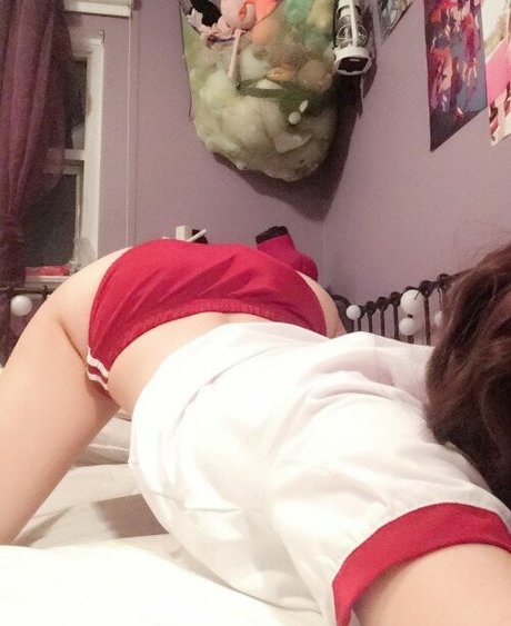 ぽっちゃり痴女OnlyFans 無料裸 画像