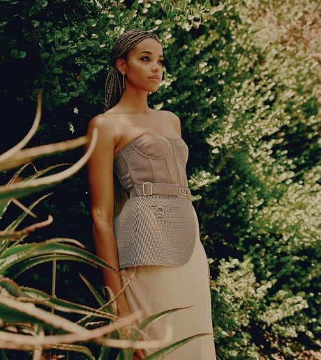 アジア人のセックステープ OnlyFans アートヌード アーカイブ