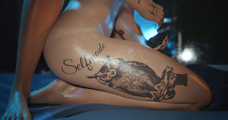 ブラック・ポーグ・オンリーファンズ ホットヌード 写真