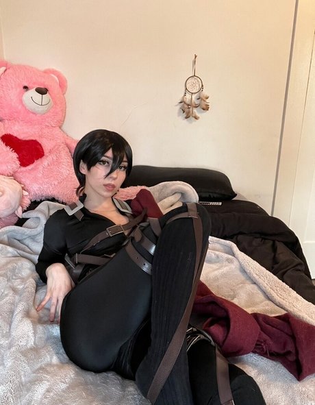 Gianna Hades スター ヌード 写真