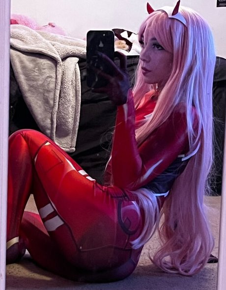 痩せた金髪の熟女OnlyFans 美しいヌード ギャラリー