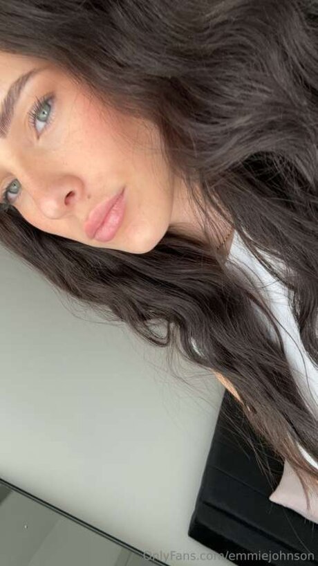 アジア人トゥインクOnlyFans ポルノ 写真