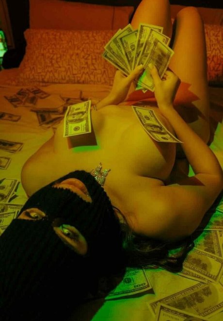 Thay Lupi アートモデル 画像