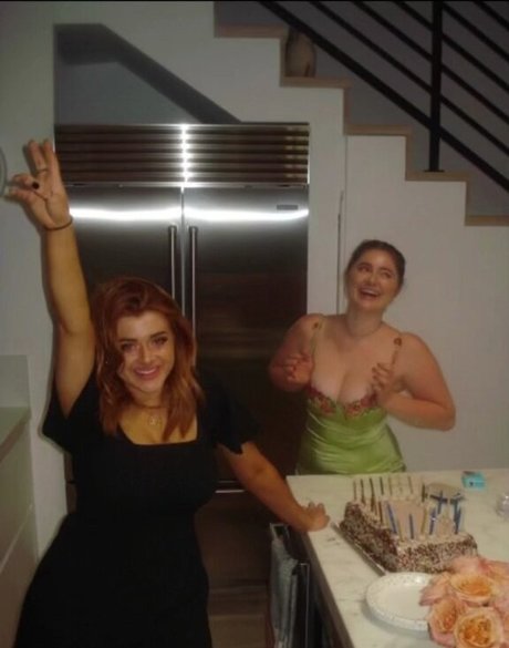 水中オンリーファン ホット裸 写真