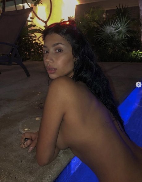 Merk Twain スター ヌード ギャラリー