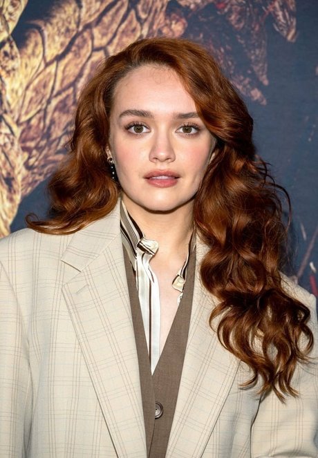 Olivia Cooke profile image