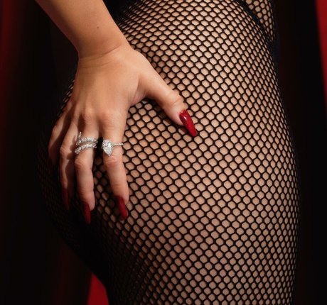 黒檀の白いチンポOnlyFans ホットポルノ 画像