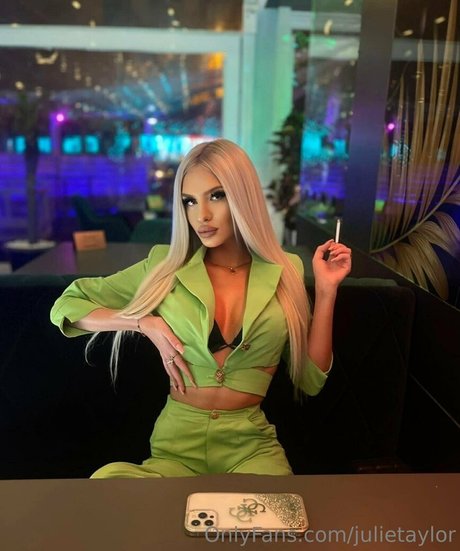 julietaylor ポルノスター 裸 写真