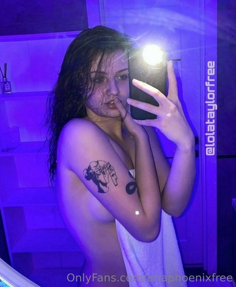 コスプレ フェムボーイ オンリーファンズ 無料セクシー 写真