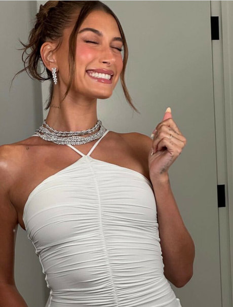 そばかすOnlyFans 美しい 写真