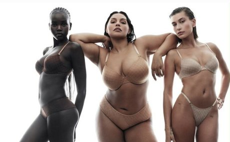 Hailey Baldwin Bieber xxxモデル 写真