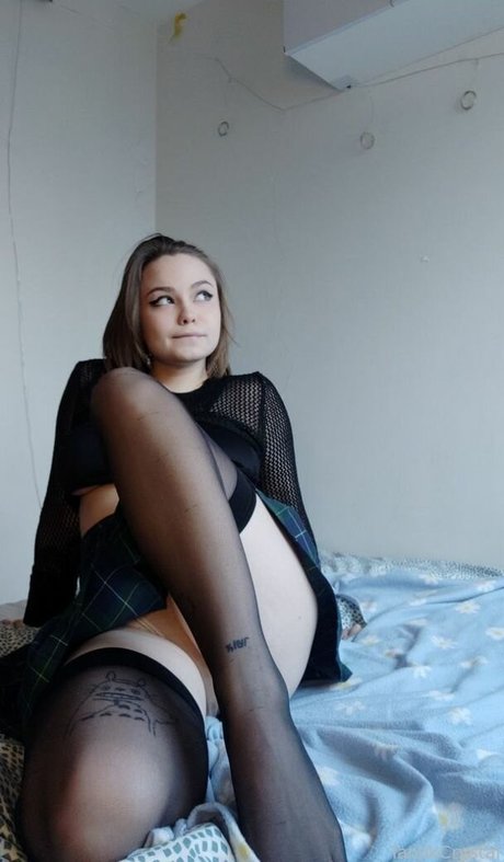 Taniikcrystal アダルトスター 写真