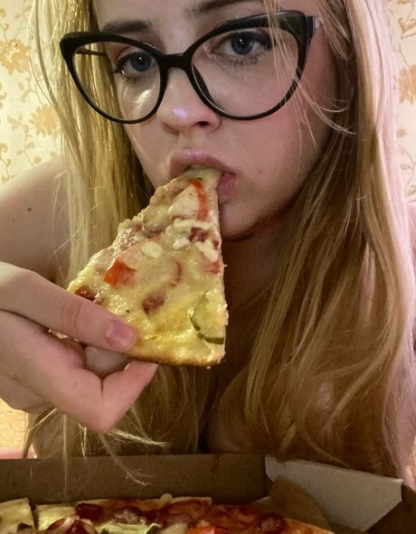 Lissaviip ポルノスター アーカイブ