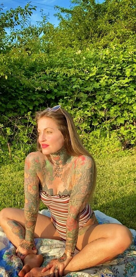 janine ホットなモデル アーカイブ