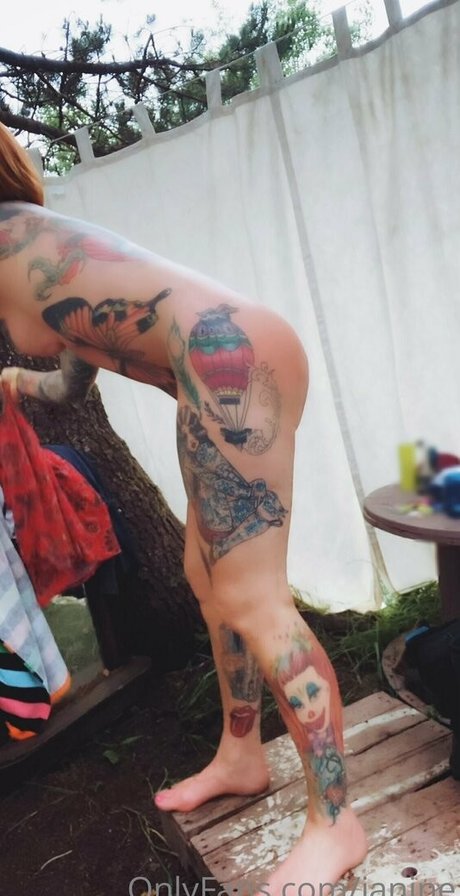 妻のアナルOnlyFans セクシーヌード 画像