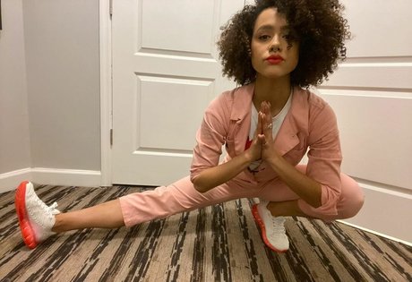 Nathalie Emmanuel スターセックス 写真