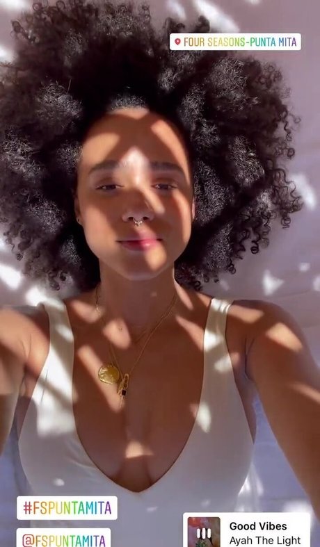 Nathalie Emmanuel ポルノスター エロティック ギャラリー