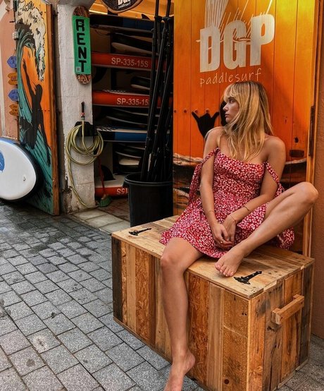 Eda Zamanpur 無料のスター 画像