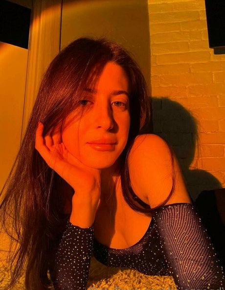 miareeed ホットスター 画像