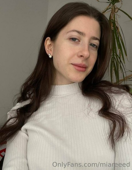 miareeed エロティックなモデル 画像