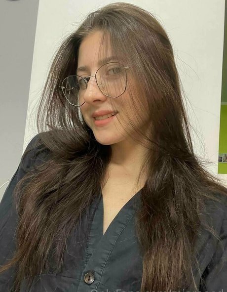 若いティーンのOnlyFans 素敵 ギャラリー