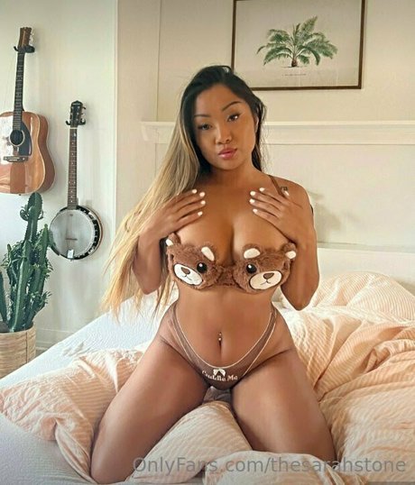 ゲイの若いOnlyFans セクシーヌード 画像