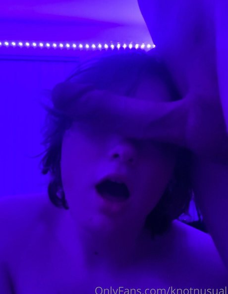 ニューハーフ ドミナトリックス OnlyFans ホット裸 画像