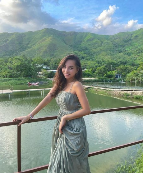 J Lou_ ヌード女優 写真