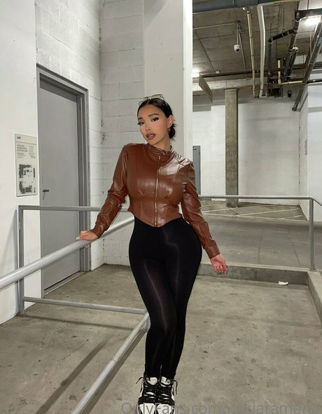 母娘オンリーファン ヌード 画像