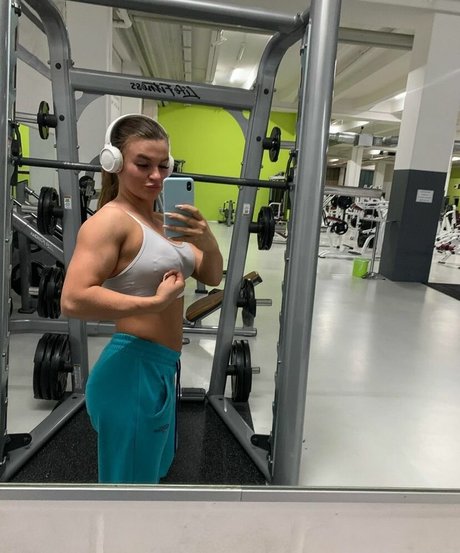 アマチュアアジア人OnlyFans トップ 画像