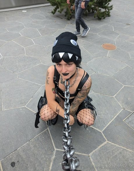 スターティーンオンリーファンズ 美しい 写真