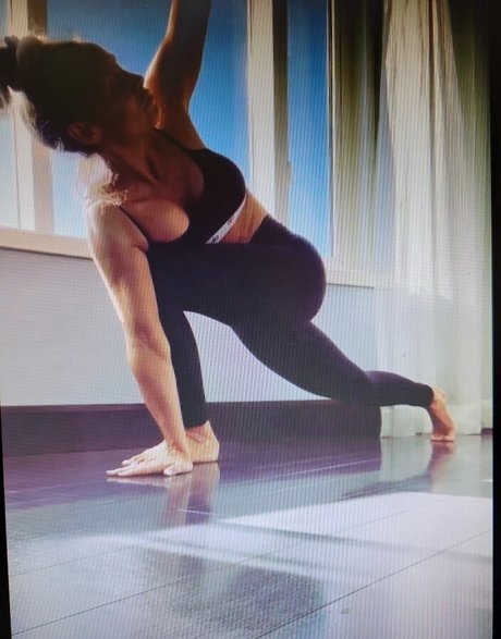 裸のプリンセスOnlyFans 美しいポルノ 写真