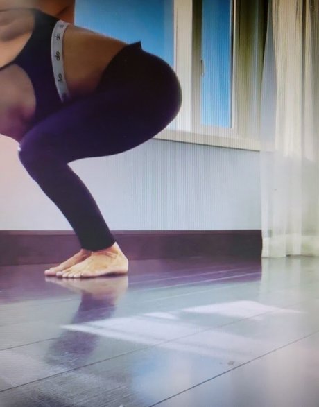 足の裏3P OnlyFans アダルト アーカイブ