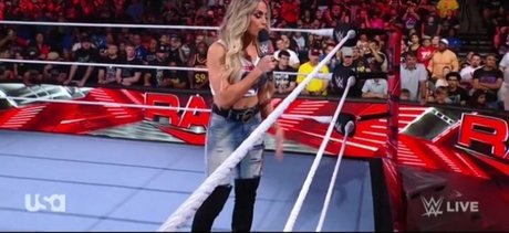 Trish Stratus トップモデル 写真