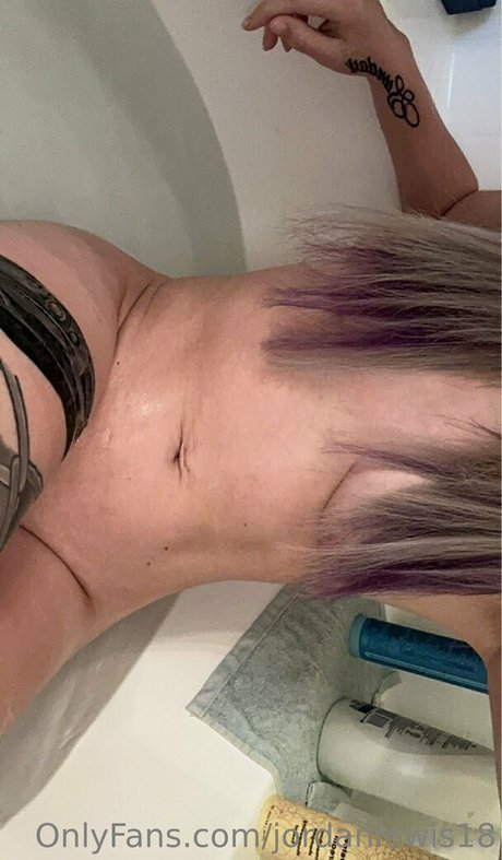 小さいチンポOnlyFans パーフェクト 写真