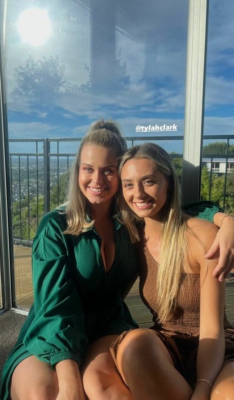 ヌード熟女OnlyFans 素敵 画像