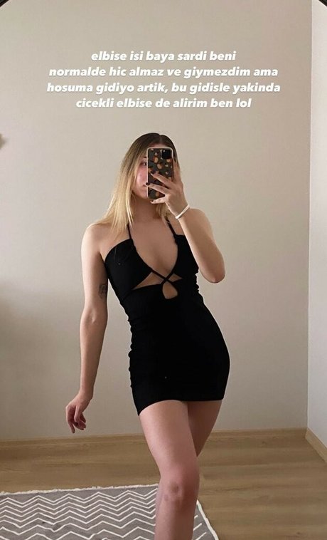 ティーンプッシーOnlyFans パーフェクト 画像