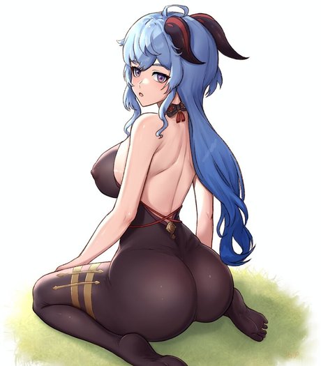 興奮した熟女OnlyFans アートxxx 写真