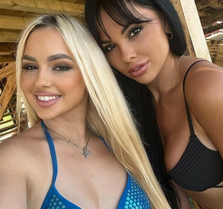 _colovic jana_ ヌードモデル 写真