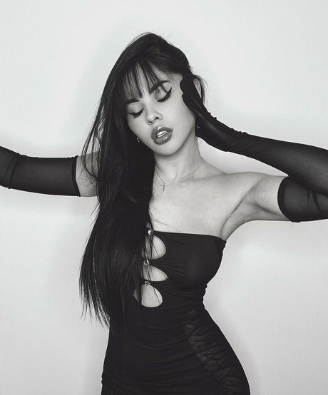 _colovic jana_ 素敵なポルノスター 写真