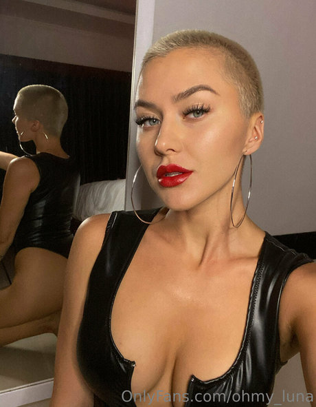 ohmy luna 完璧なポルノスター 画像