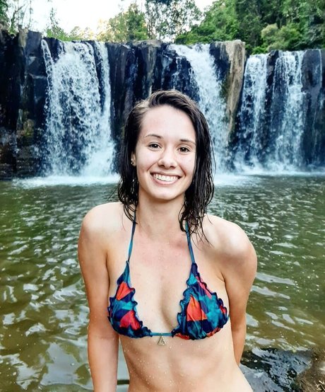 レスリングOnlyFans セクシー裸 写真