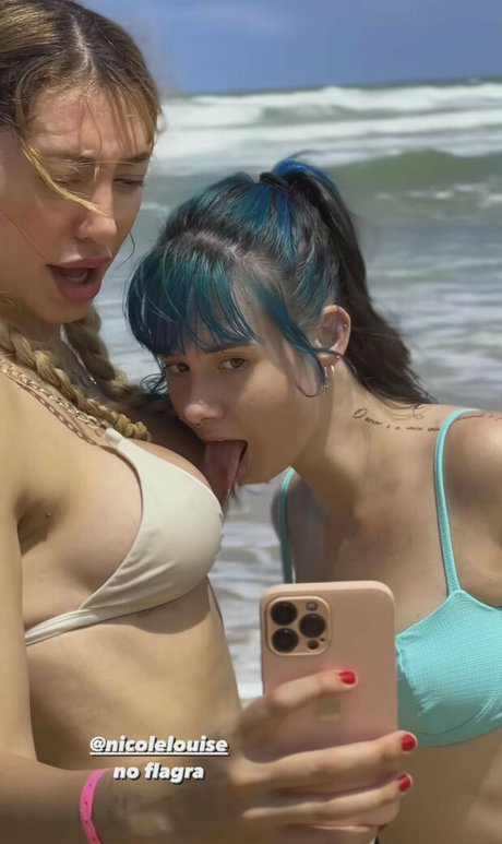 Julia K Barni HDモデル 画像