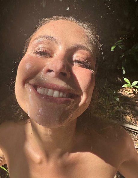 stellabarey ポルノスター アート 写真