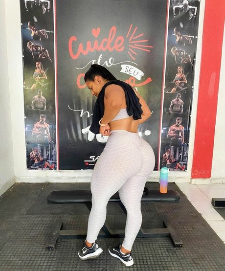 _flavialavinea 高品質モデル ギャラリー